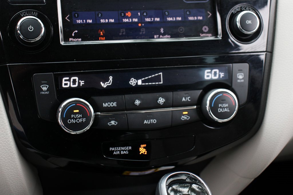 Used 2020 Nissan Rogue Sport SL w/ Premium Package image 32