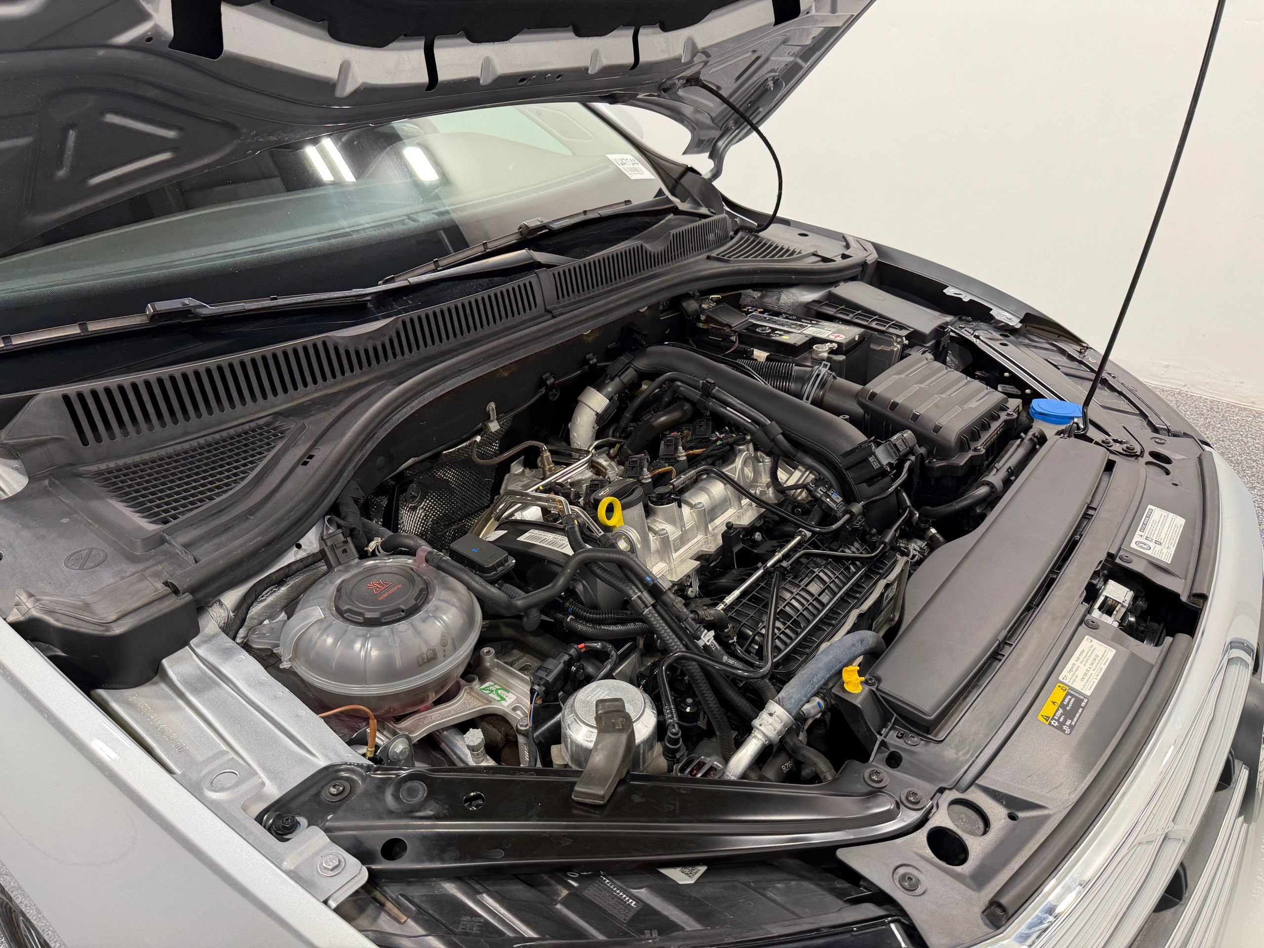 Used 2019 Volkswagen Jetta SEL FWD image 48
