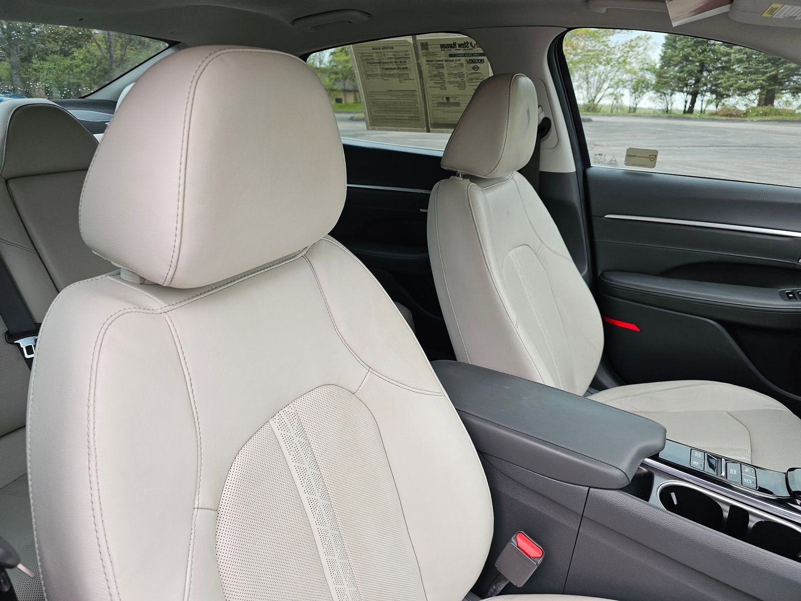 Used 2022 Hyundai Sonata Limited FWD image 13