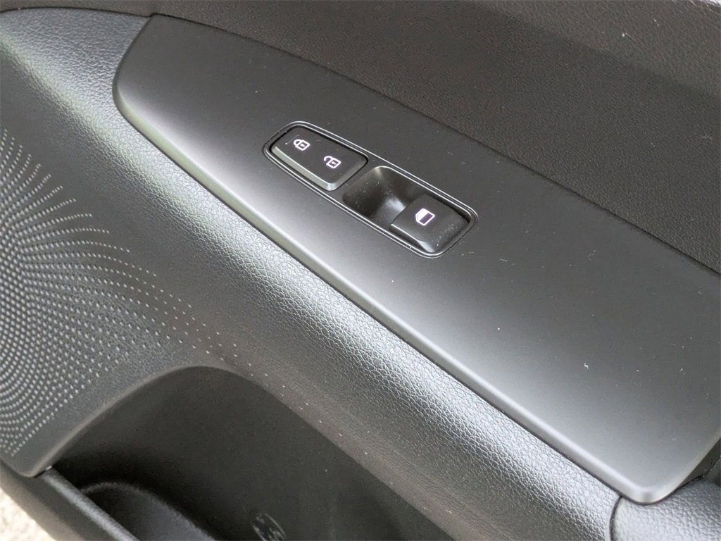 Used 2024 Kia Forte LXS image 35