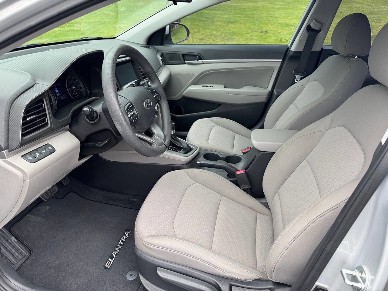 Used 2020 Hyundai Elantra SEL w/ Cargo Package (C1) image 12