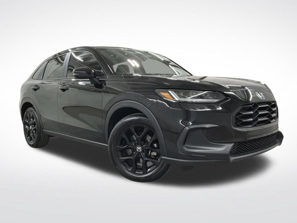 Used 2025 Honda HR-V Sport image 4
