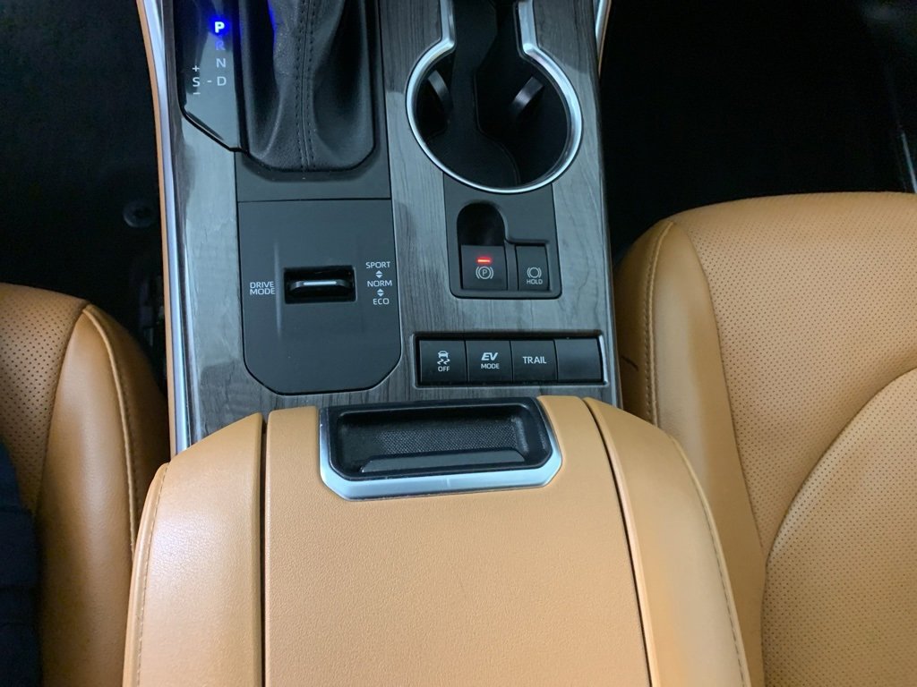 Used 2022 Toyota Highlander Platinum image 13