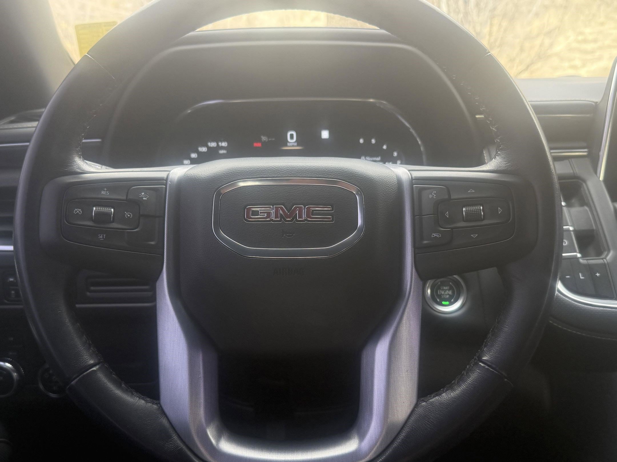 Used 2022 GMC Yukon SLT image 14