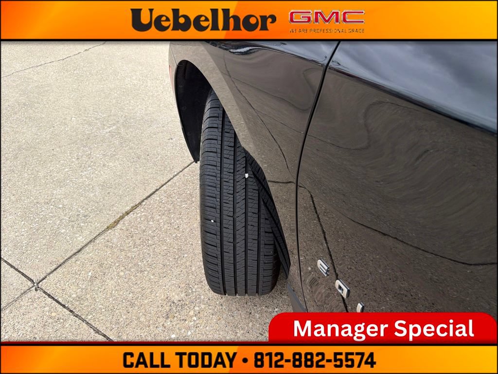 Used 2023 Chevrolet Equinox Premier AWD/4WD image 20