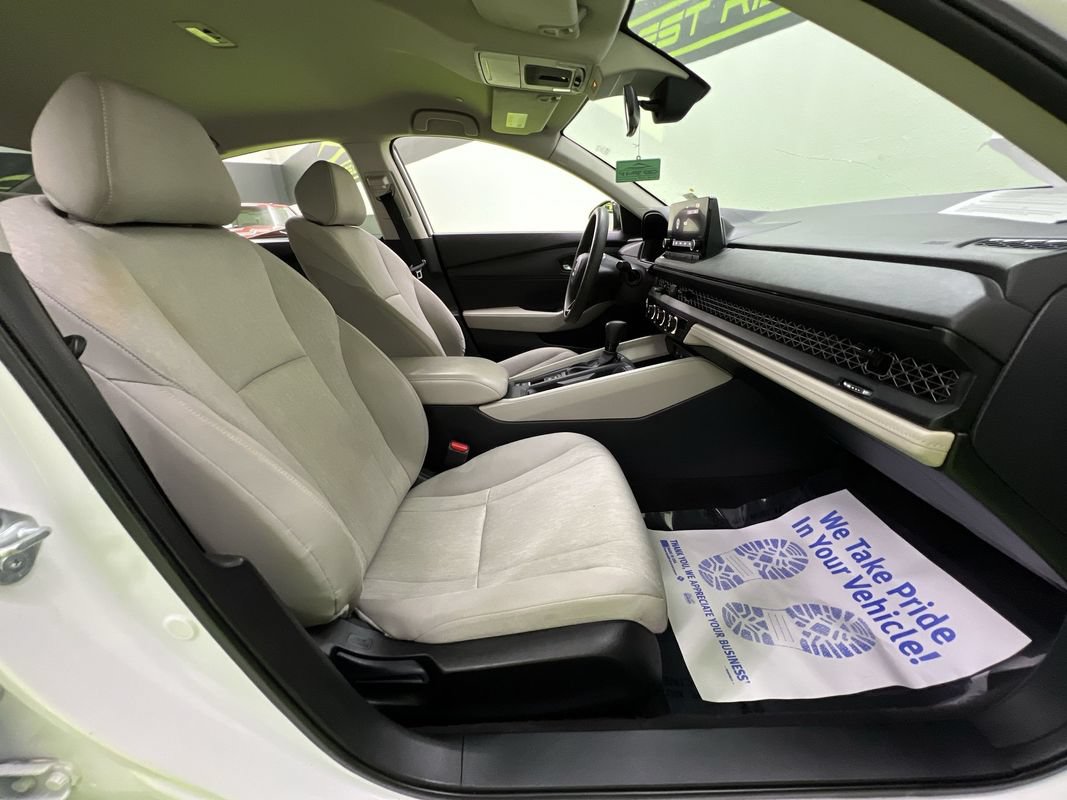 Used 2023 Honda Accord LX image 27