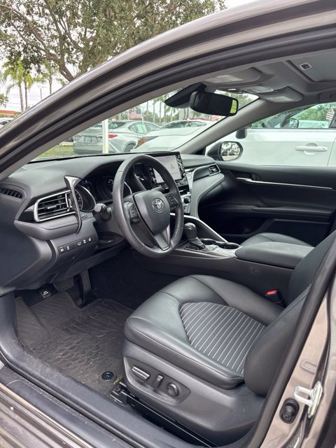 Used 2024 Toyota Camry SE w/ Cold Weather Package FWD image 3