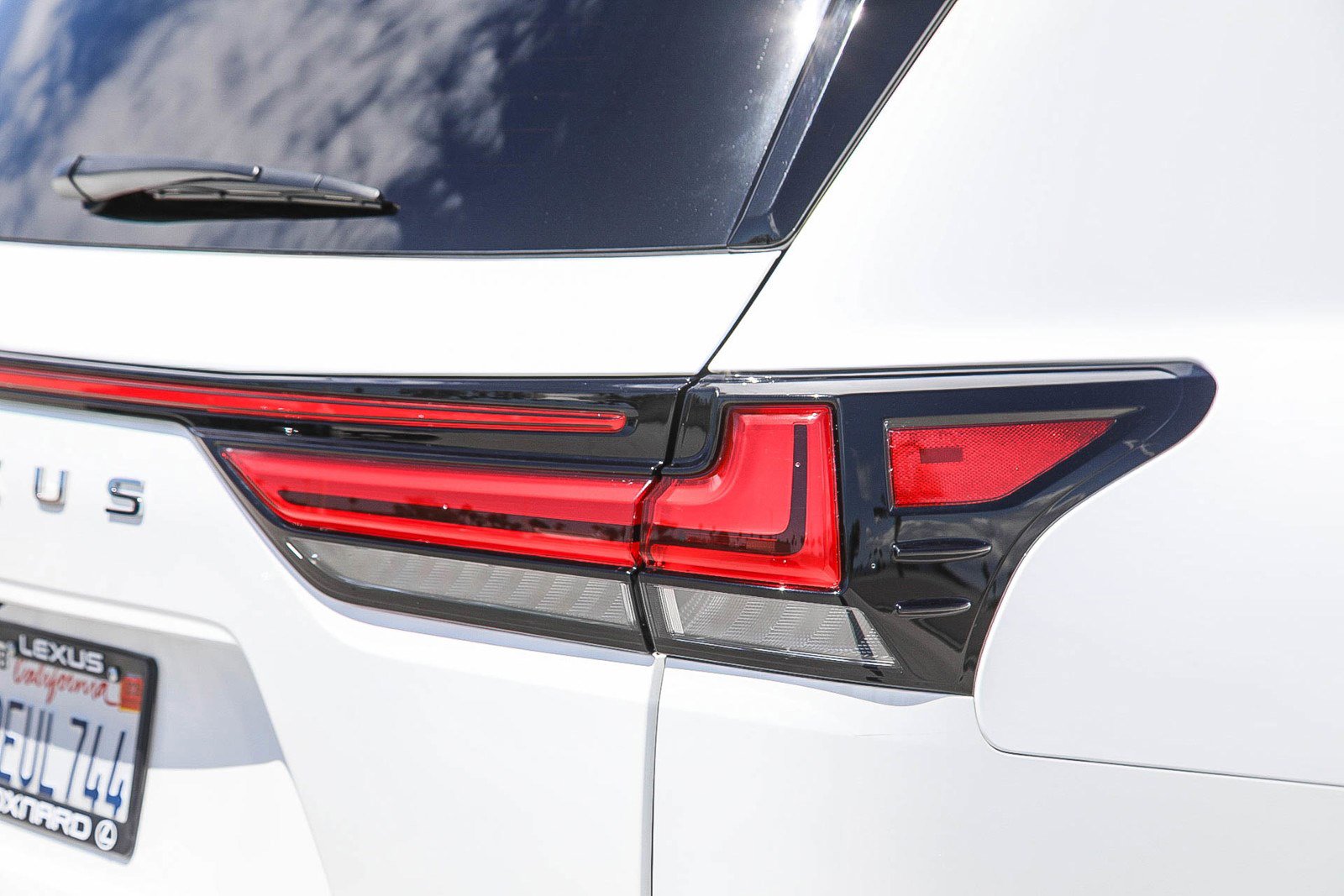 Used 2023 Lexus LX 600 F Sport AWD/4WD image 9