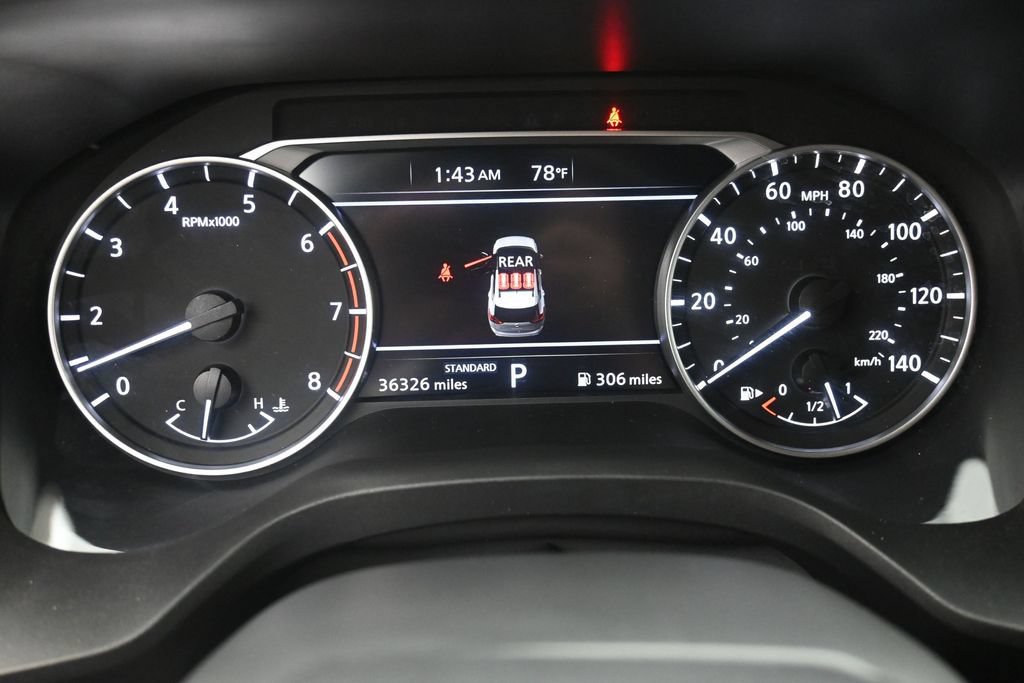 Used 2025 Nissan Rogue SV FWD image 9