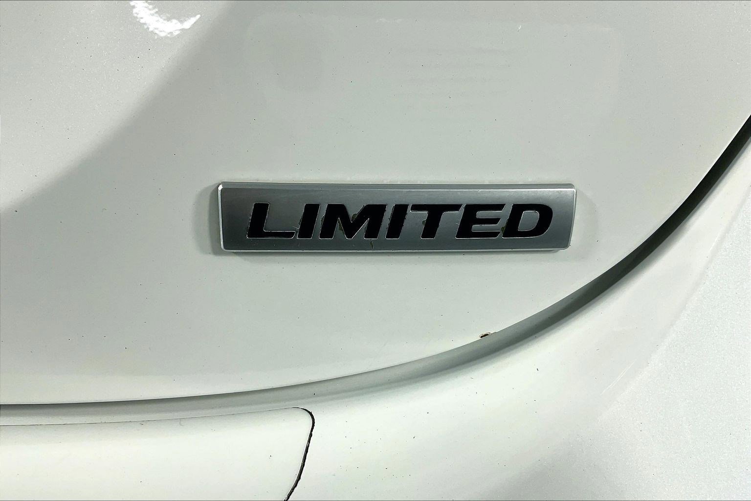 Used 2013 Hyundai Elantra Limited FWD image 22