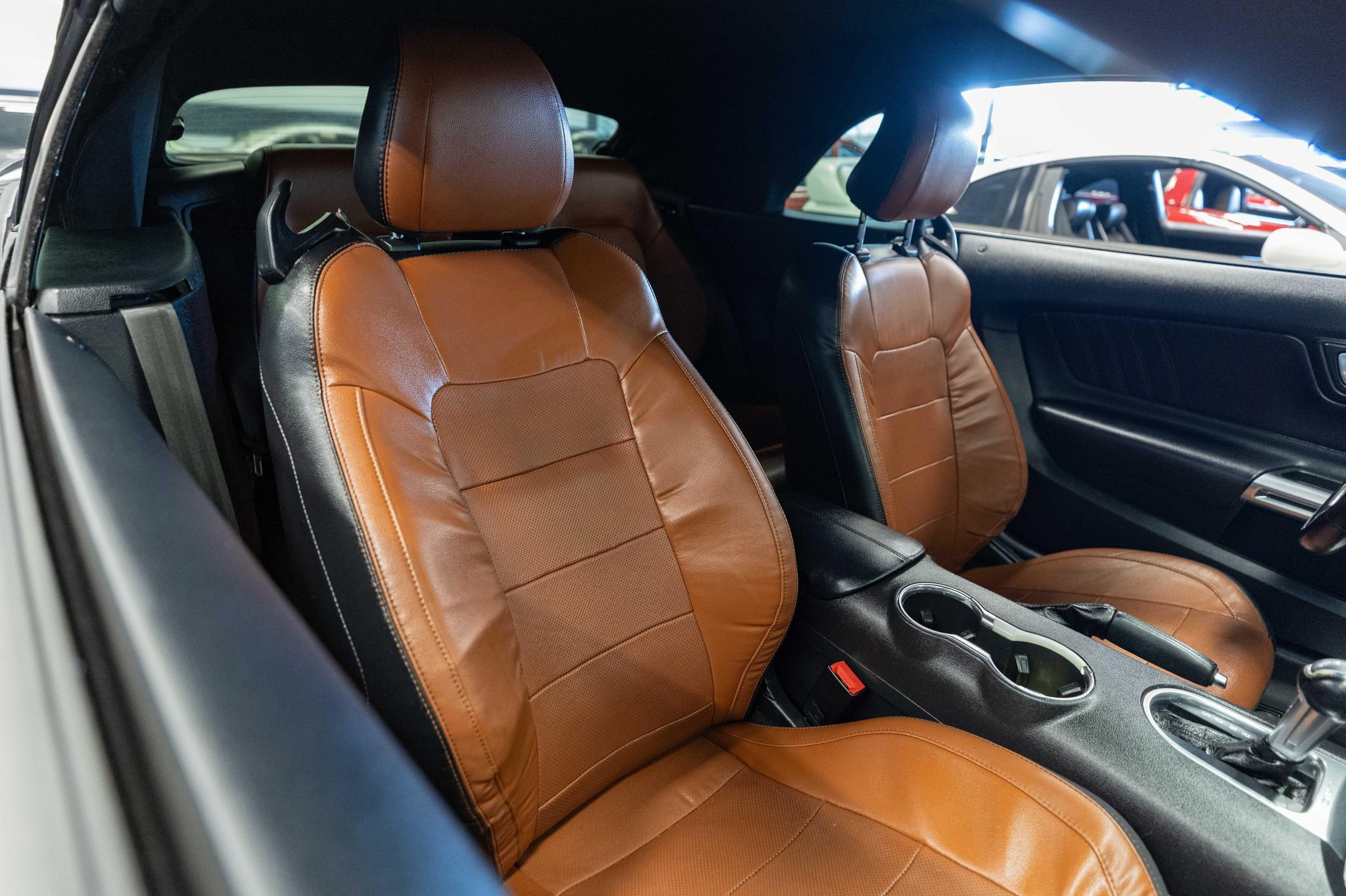 Used 2020 Ford Mustang Premium RWD image 14