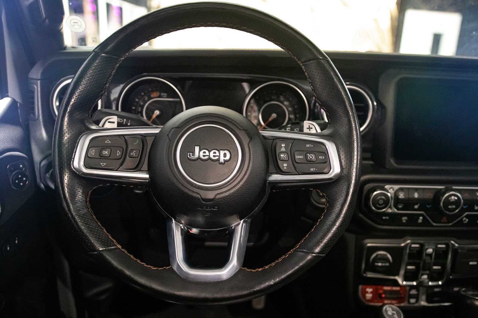 Used 2023 Jeep Wrangler Unlimited Rubicon 392 w/ Trailer Tow Package AWD/4WD image 18