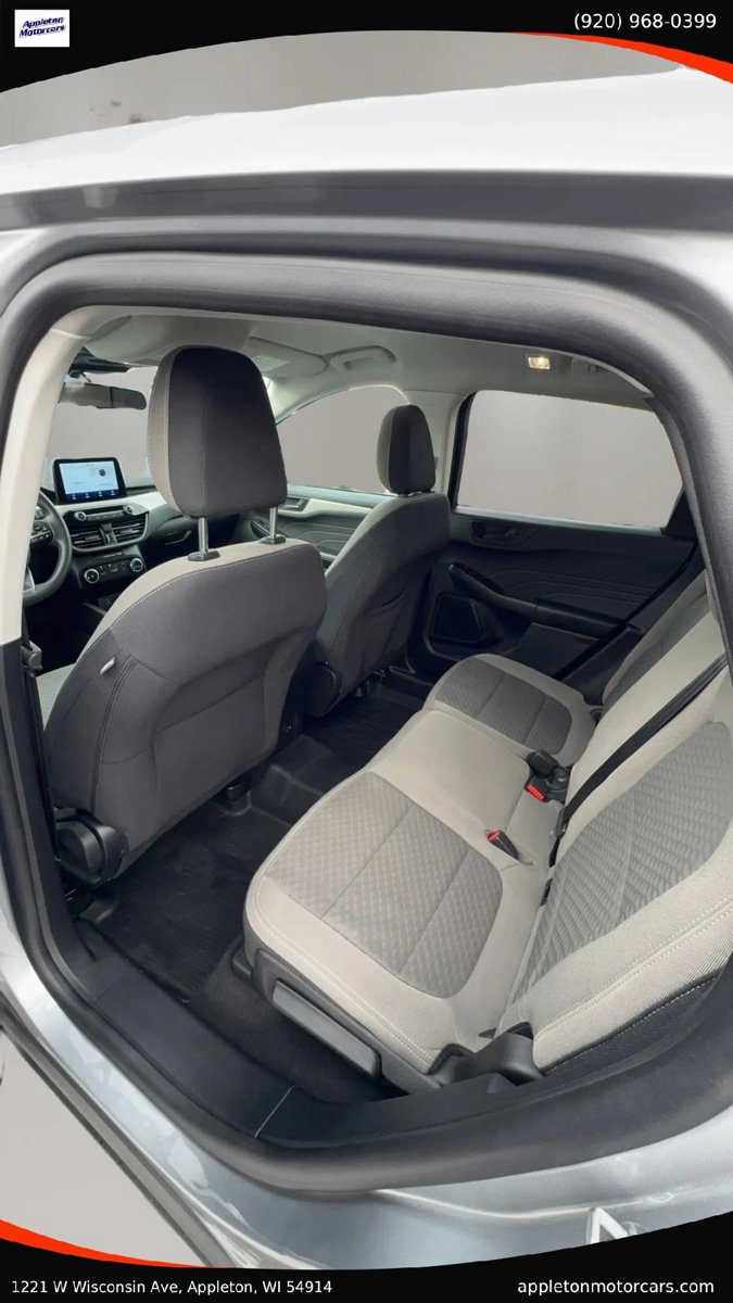 Used 2022 Ford Escape SE image 13