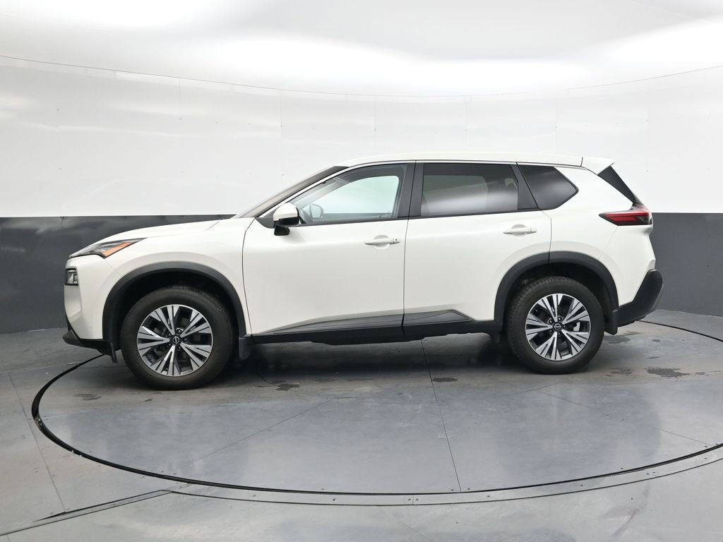 Used 2022 Nissan Rogue SV image 8