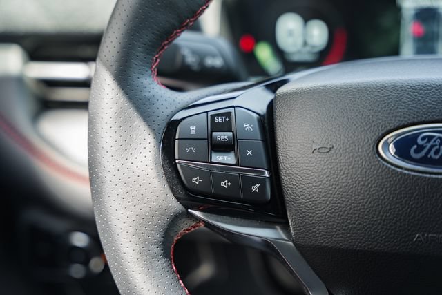 Used 2026 Ford Explorer ST-Line AWD/4WD image 39