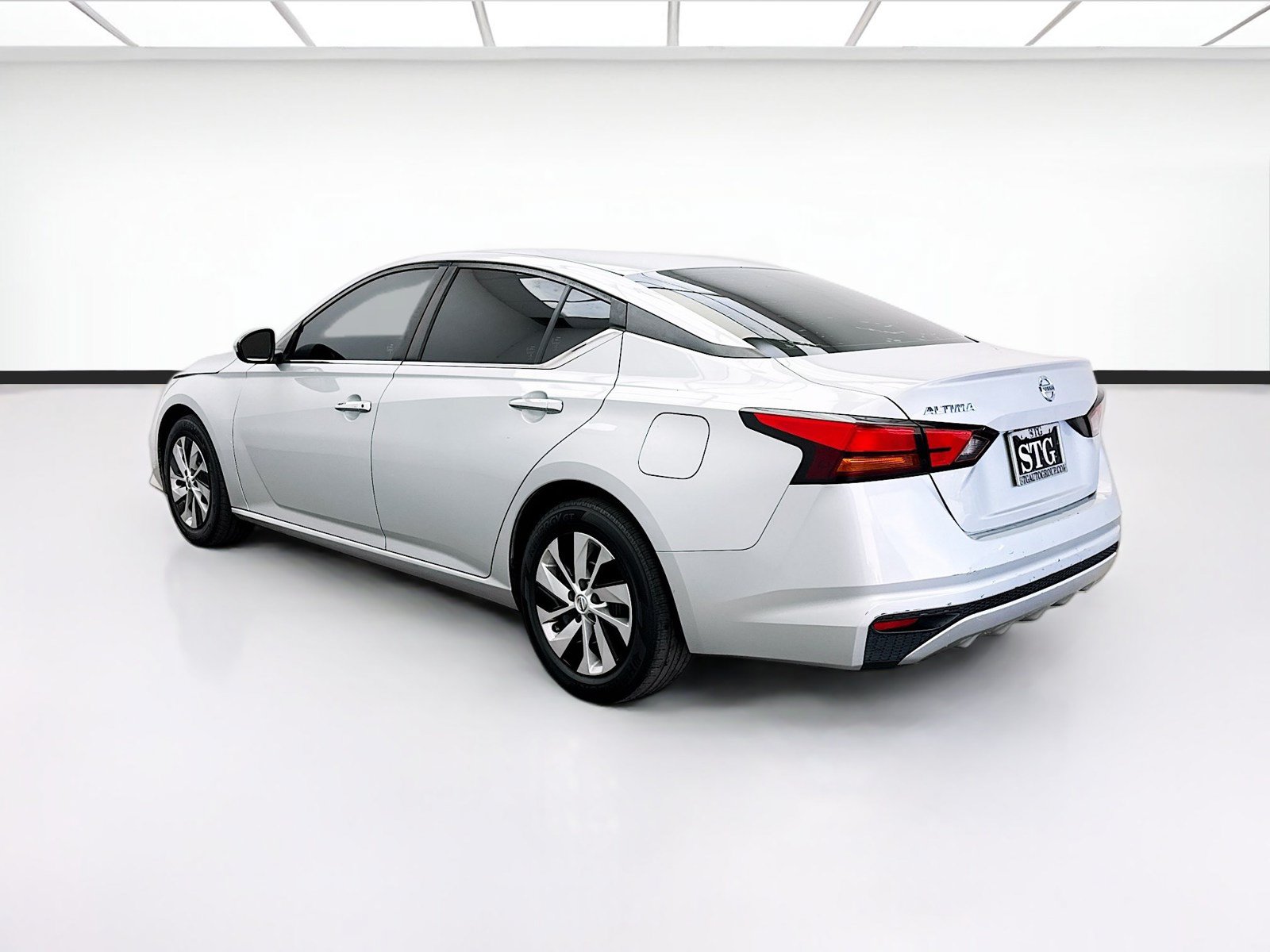 Used 2021 Nissan Altima 2.5 S FWD image 6