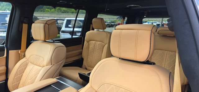 New 2026 Jeep Grand Wagoneer L Summit AWD/4WD image 31