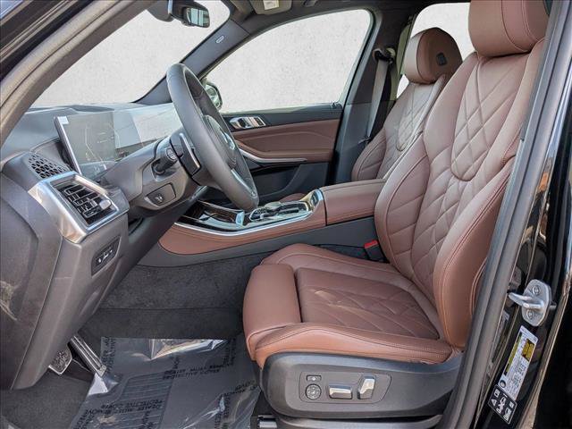 Used 2026 BMW X5 xDrive40i w/ M Sport Package AWD/4WD image 4