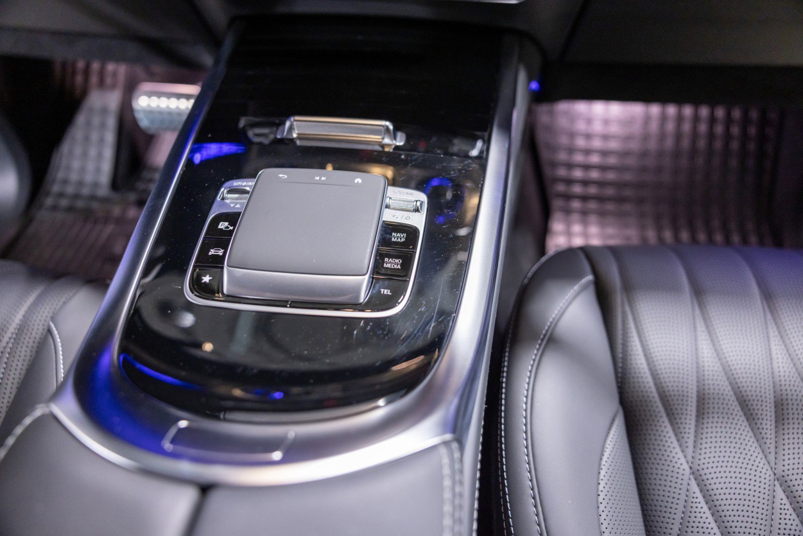 Used 2025 Mercedes-Benz G 63 AMG 4MATIC image 39