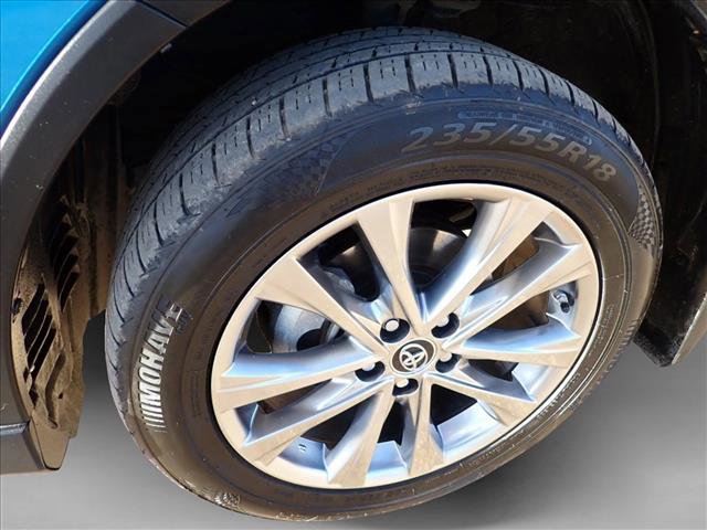Used 2018 Toyota RAV4 Limited image 7