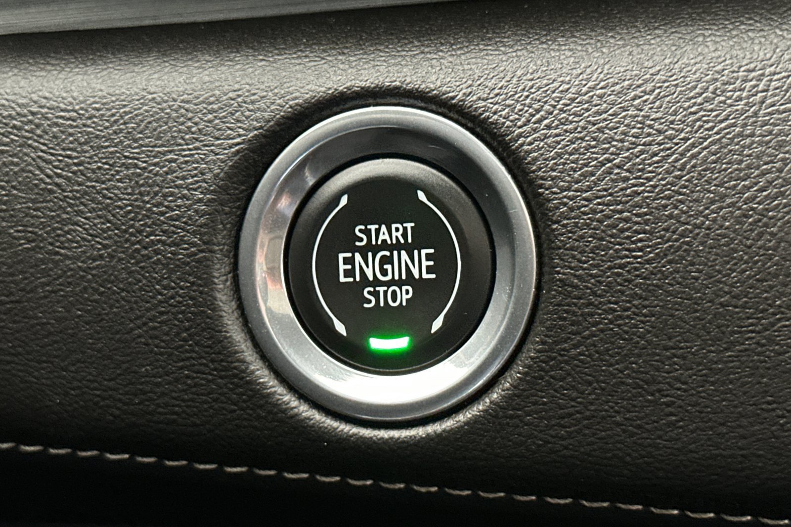 Used 2023 Cadillac Escalade Sport AWD/4WD image 26