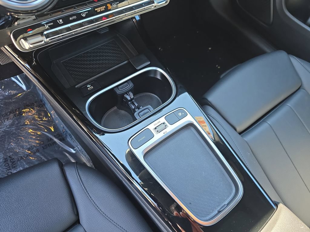 Used 2025 Mercedes-Benz CLA 250 image 26