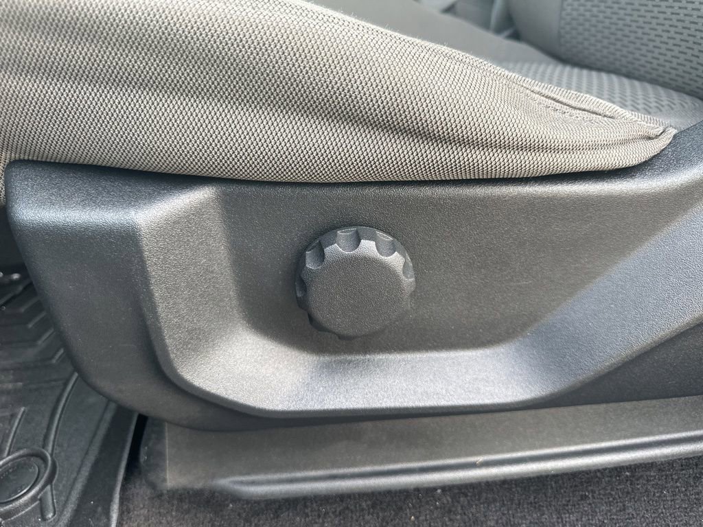 Used 2017 Ford F150 XLT image 13