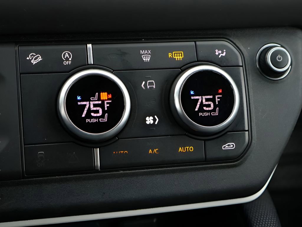 Used 2022 Land Rover Defender 110 X-Dynamic SE image 26