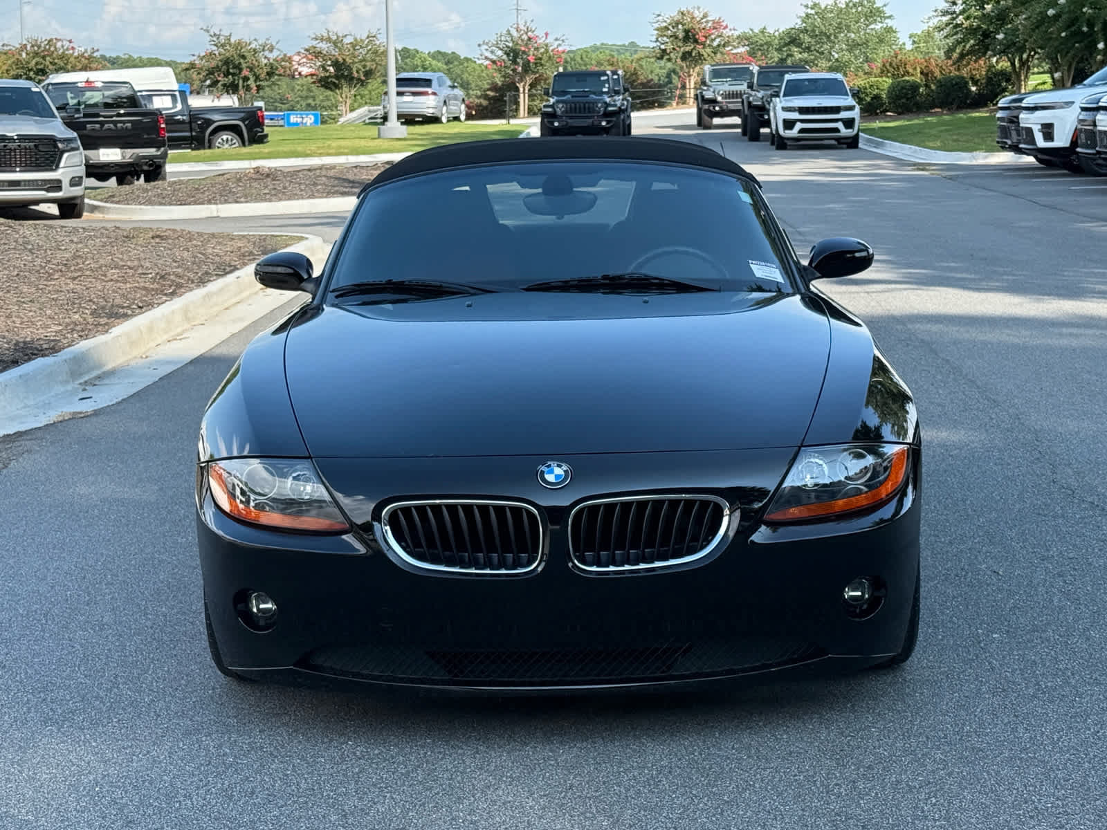 Used 2004 BMW Z4 2.5i RWD image 8