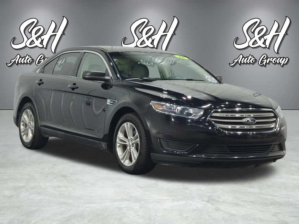 Used 2018 Ford Taurus SE FWD image 2