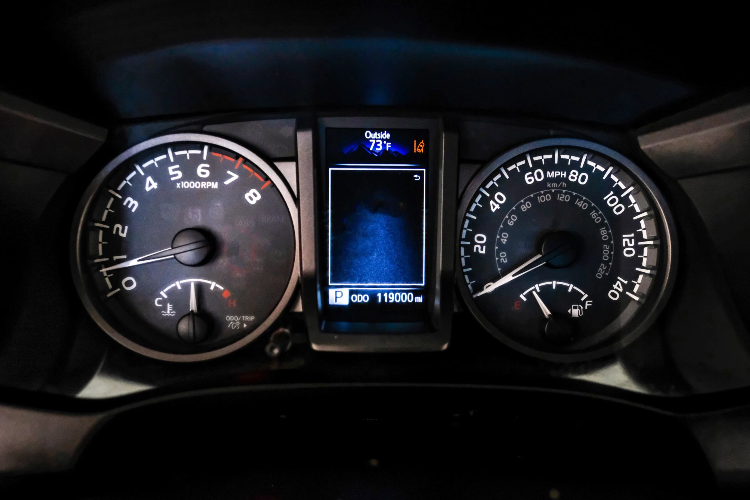 Used 2018 Toyota Tacoma TRD Sport w/ Technology Package RWD image 17