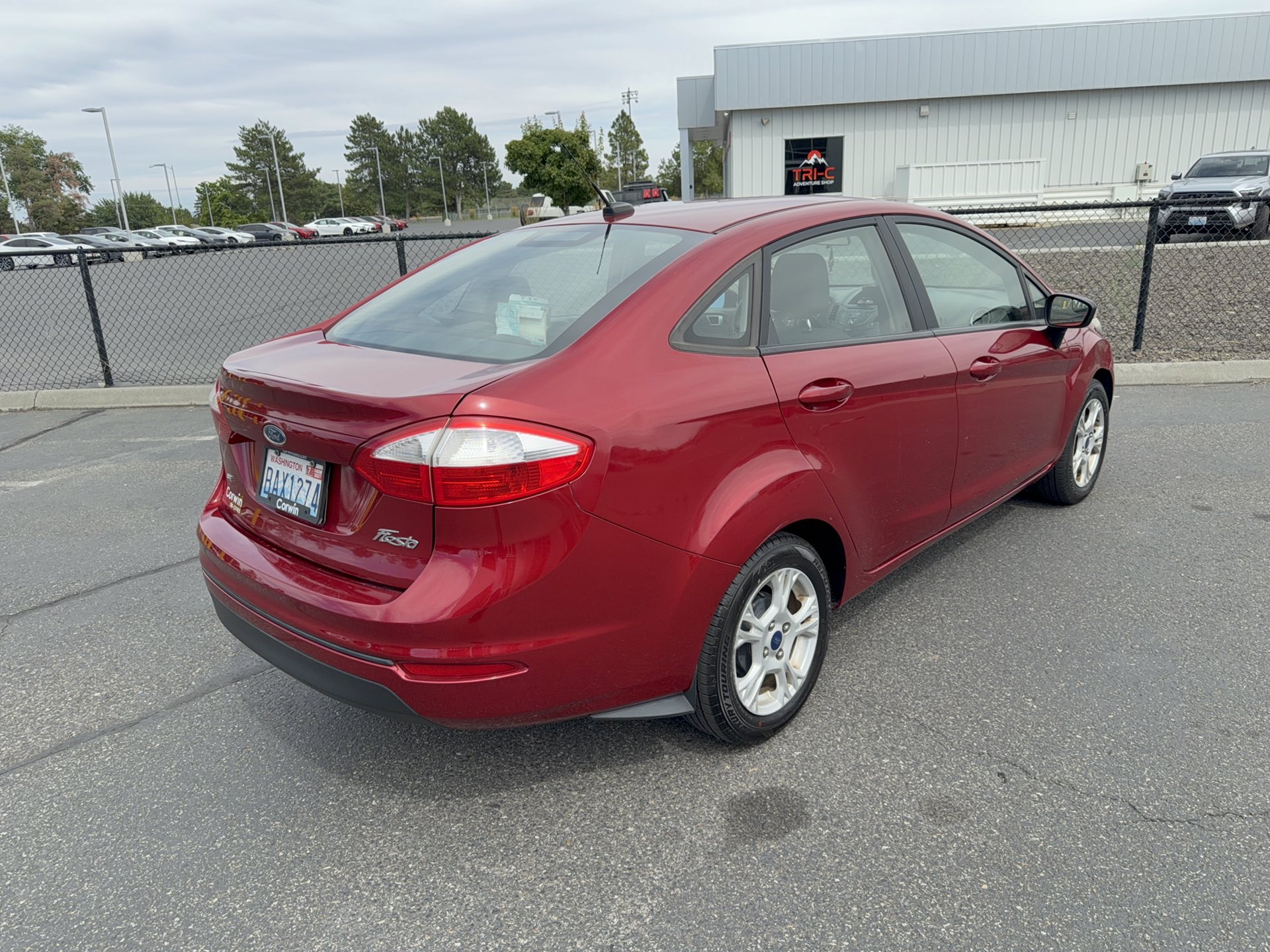 Used 2016 Ford Fiesta SE FWD image 34
