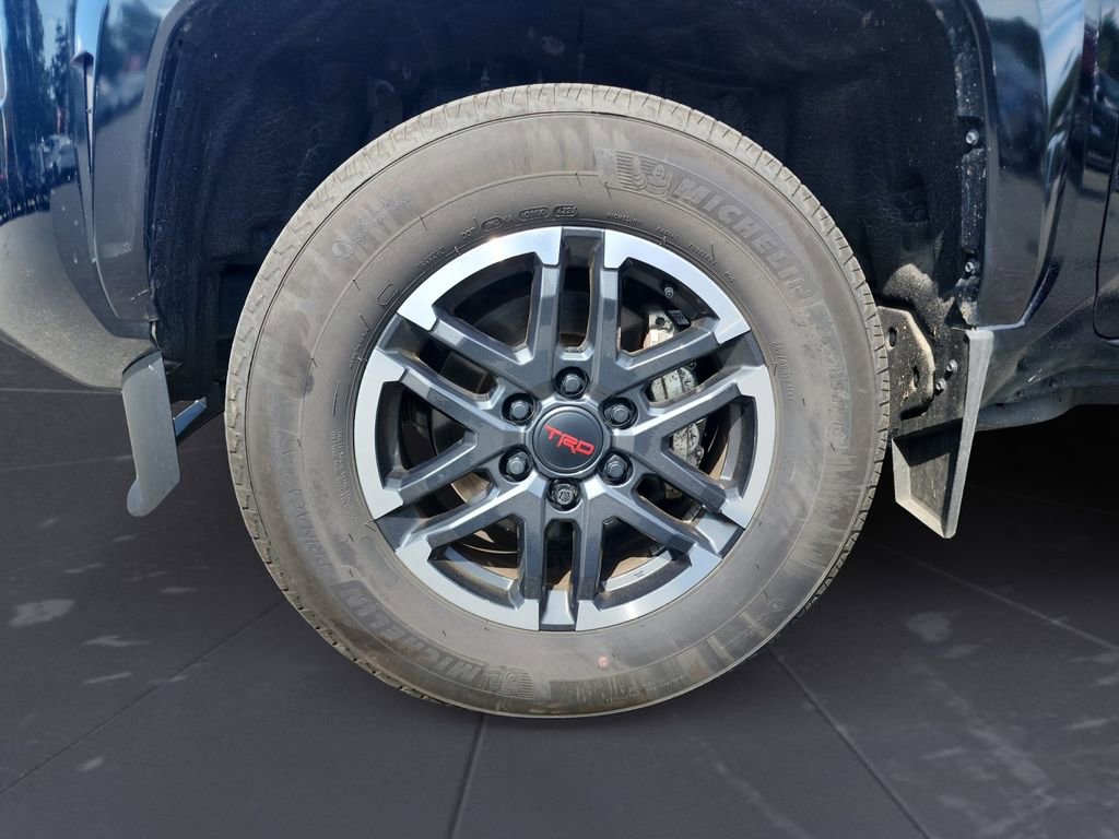 Used 2024 Toyota Tacoma TRD Sport w/ TRD Sport Upgrade Package image 14