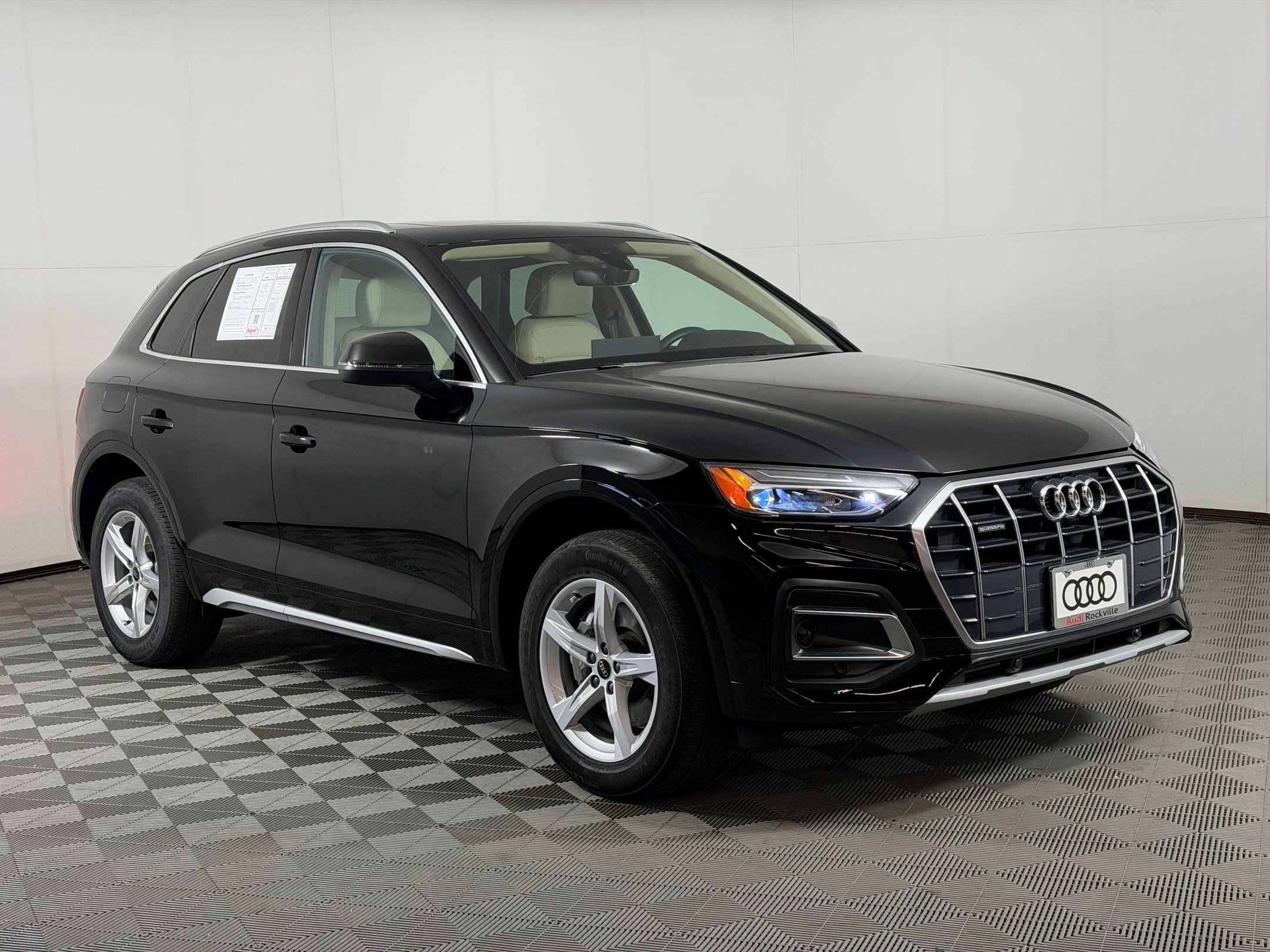 Used 2023 Audi Q5 2.0T Premium w/ Convenience Package AWD/4WD image 7