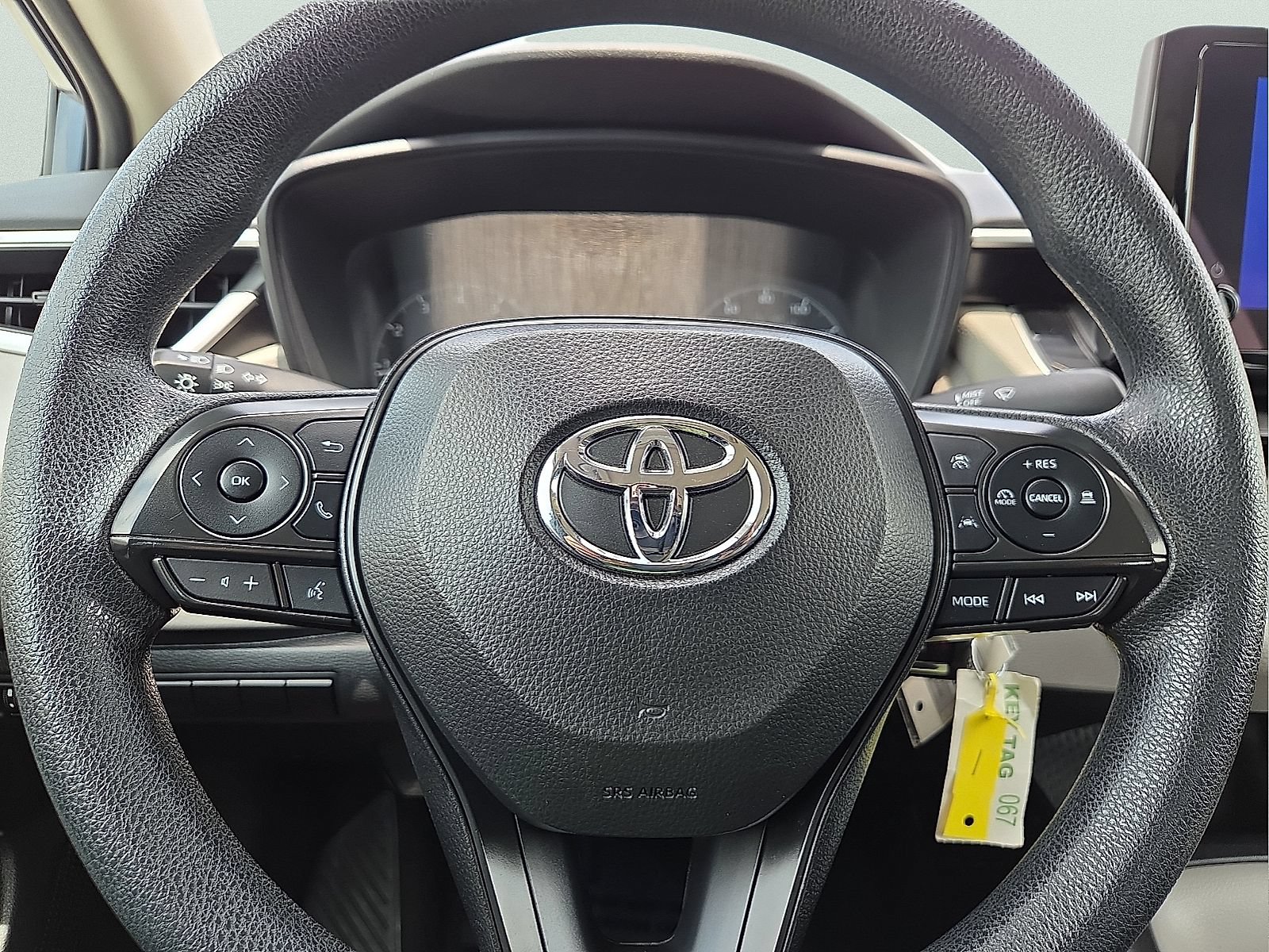 Used 2024 Toyota Corolla LE FWD image 24