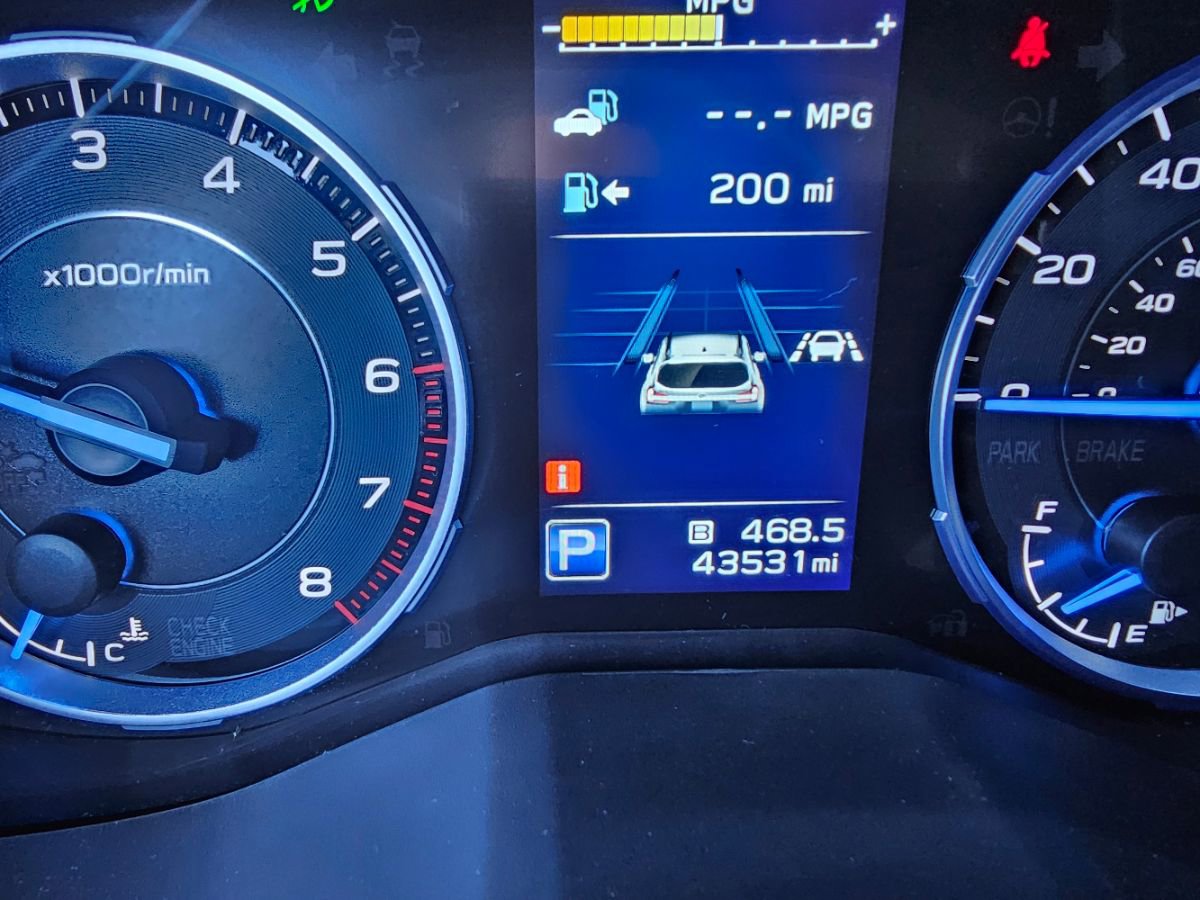 Used 2020 Subaru Ascent Limited w/ Technology Package image 34