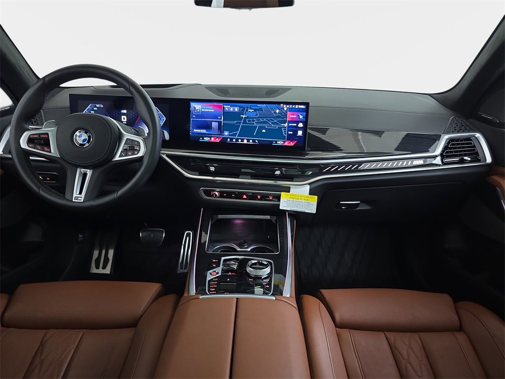 Used 2025 BMW X7 M60i w/ Executive Package image 13