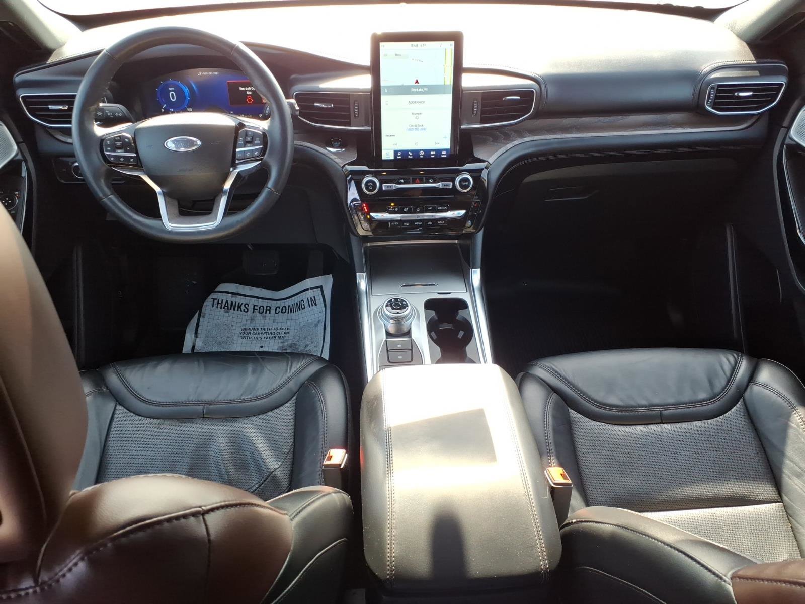 Used 2022 Ford Explorer Platinum w/ Equipment Group 601A AWD/4WD image 12