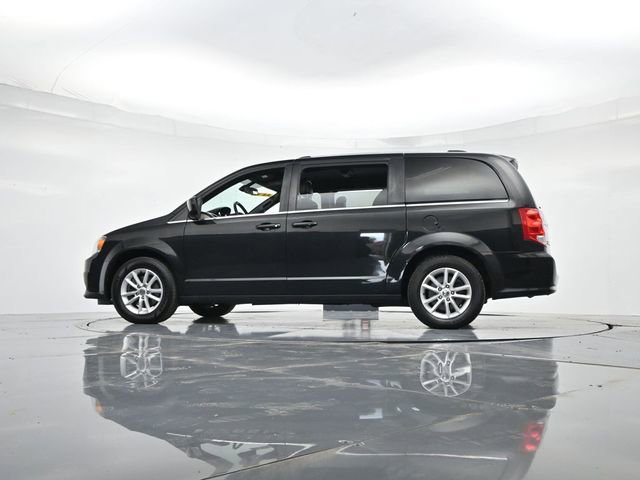 Used 2019 Dodge Grand Caravan SXT image 37