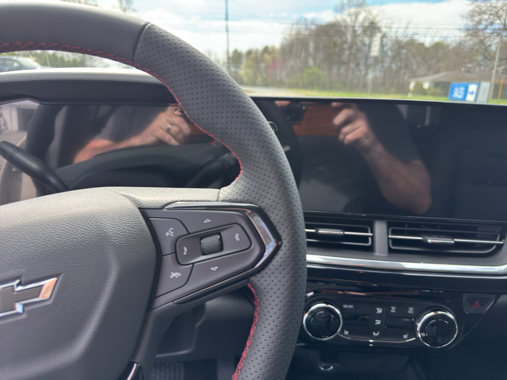 New 2026 Chevrolet Trax RS w/ Driver Confidence Package image 14