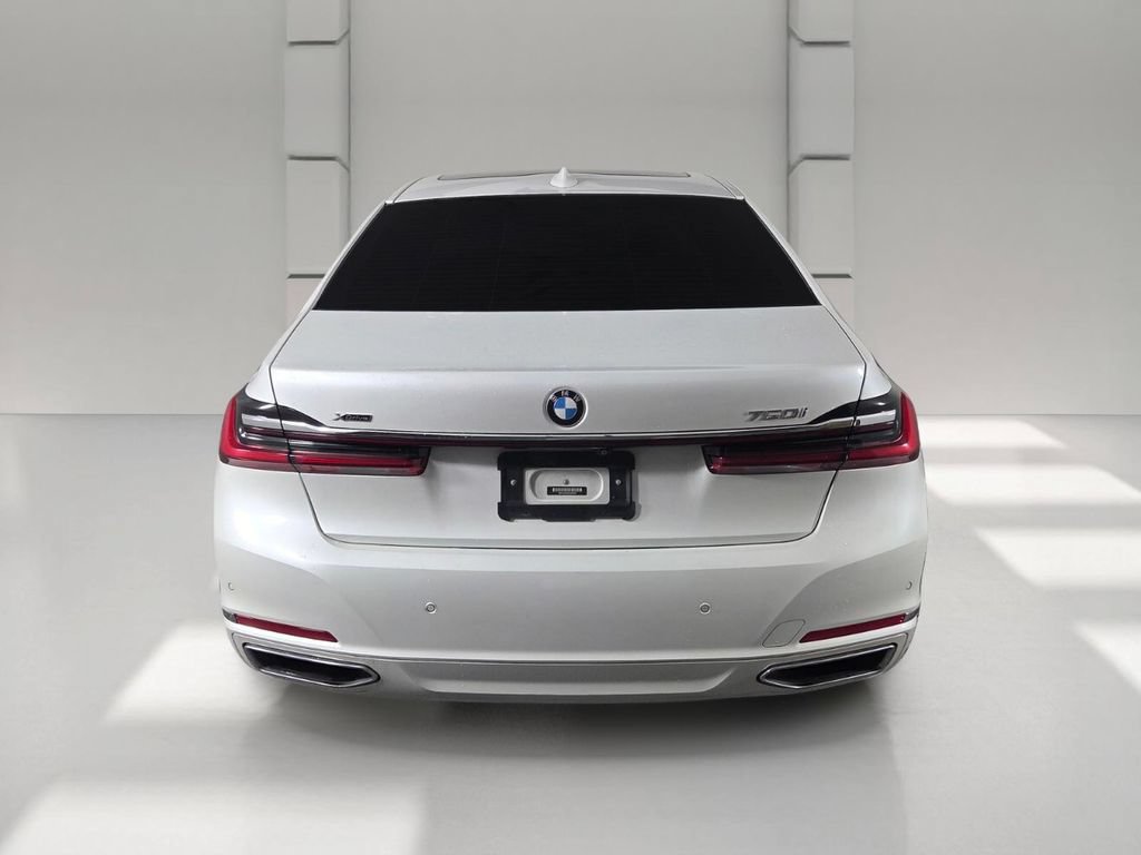 Used 2020 BMW 750i xDrive w/ Autobahn Package AWD/4WD image 5