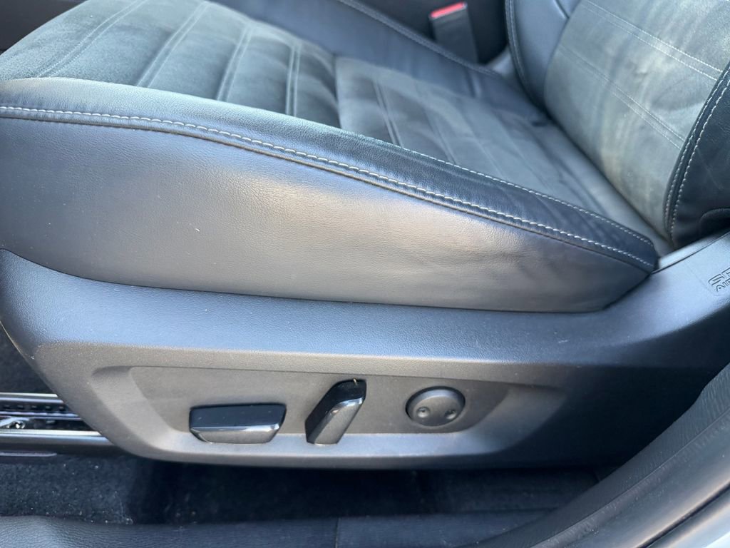 Used 2023 Mitsubishi Outlander SE AWD/4WD image 13