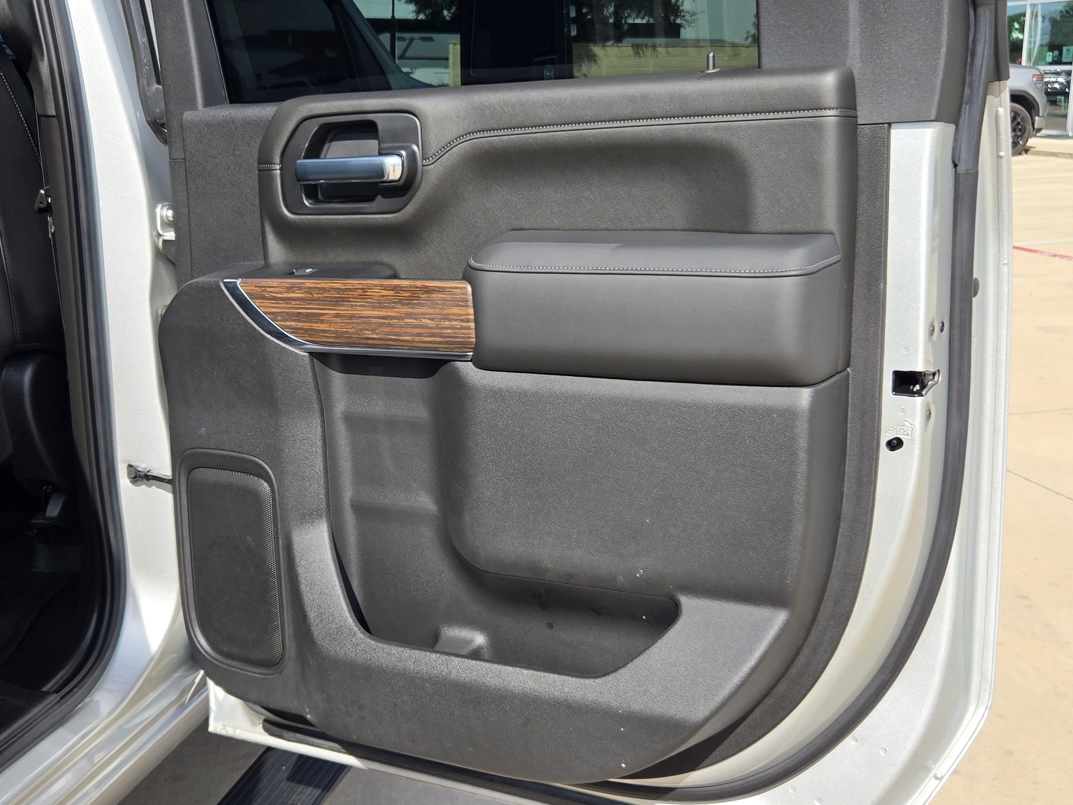 Certified 2022 Chevrolet Silverado 2500 High Country w/ Z71 Off-Road Package AWD/4WD image 22