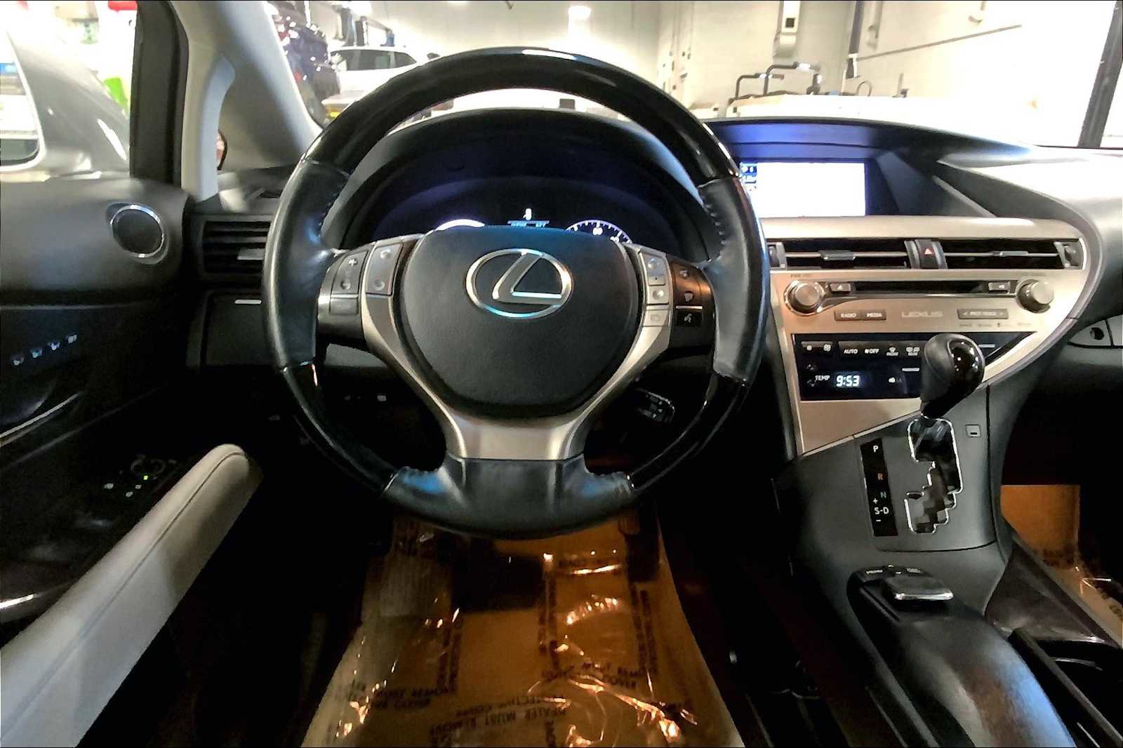 Used 2015 Lexus RX 450h AWD image 6