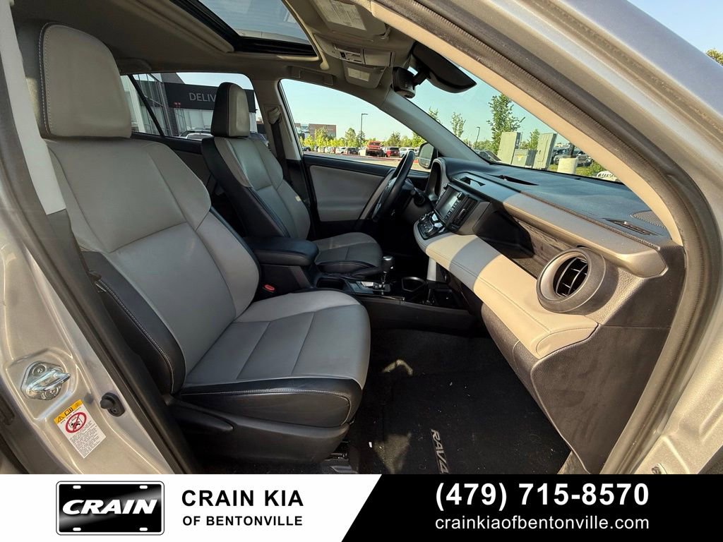Used 2016 Toyota RAV4 Limited FWD image 29