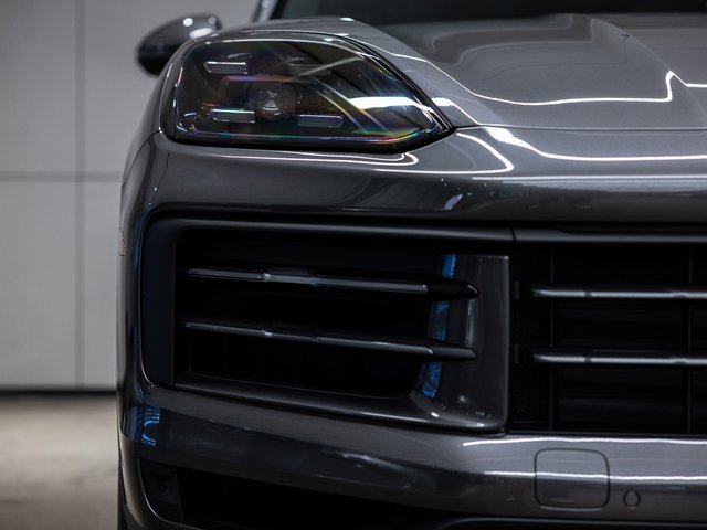 New 2026 Porsche Cayenne E-Hybrid image 9