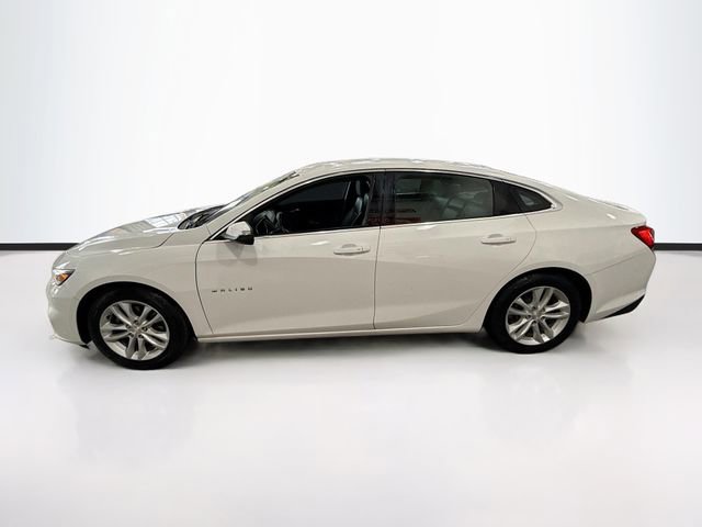 Used 2016 Chevrolet Malibu LT image 9