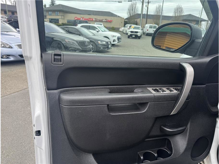 Used 2010 Chevrolet Silverado 1500 LT image 22