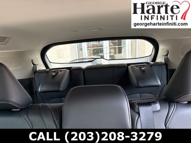 New 2026 INFINITI QX60 Luxe image 13