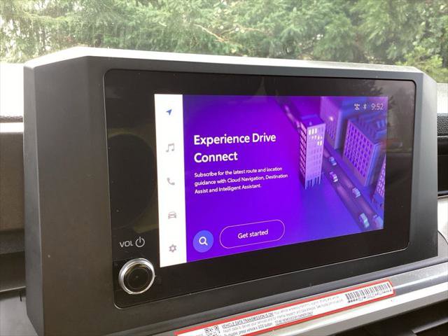 Certified 2025 Toyota Tacoma SR5 image 13